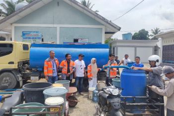 SBA bantu warga terdampak kekeringan di Lhoknga