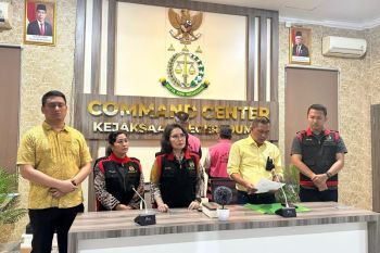 Mantan Plt Kadiskominfo Dumai ditahan jaksa, Ini pesan Wali Kota
