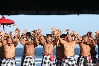 Minister hopes global forum in Bali yields water management solutions