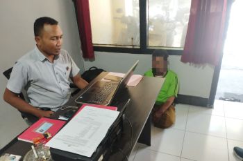 Polisi amankan seorang pria curi kotak amal di masjid Lombok Tengah