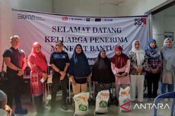 965 KPM Kecamatan Taman Sari dan Gabek Terima Bantuan Beras Cadangan Pangan Pemerintah Periode April 2024