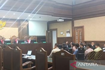 Cucu mantan Mentan SYL pinjam mobil Kementan
