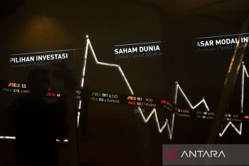 IHSG Bursa Efek Indonesia Rabu dibuka menguat 12,14 poin