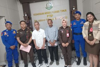 Polda  limpahkan dua perkara penangkapan ikan ilegal ke kejaksaan Flores Timur