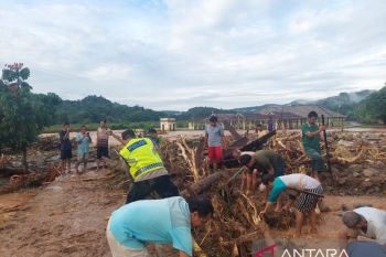 Banjir di OKU menimbulkan tanah longsor di 34 lokasi
