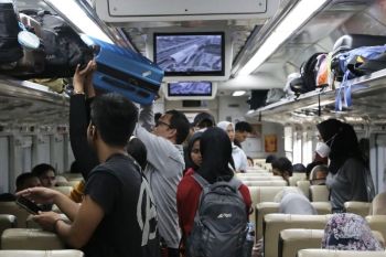 Sebanyak 8.111 penumpang berangkat dari Stasiun Malang menjelang Idul Adha
