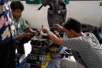 Siswa SMKN 3 Mataram mahir konversi sepeda motor BBM ke listrik