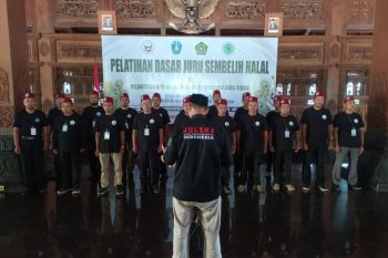 Pemkab Ponorogo gelar pelatihan juru sembelih halal