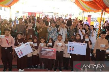 OJK dan BSG tingkatkan literasi keuangan petani Desa Rasi Mitra