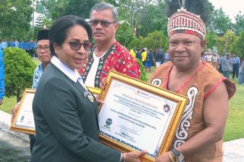 Disdukcapil Biak siapkan 3.000 blangko KTP-el bagi pemilih pemula Pilkada