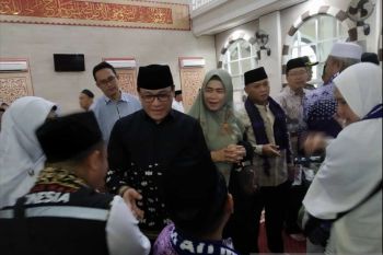 Wahdi Siradjuddin lepas 362 CJH asal Kota Metro
