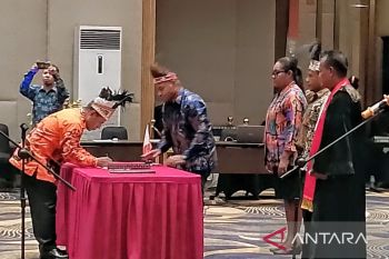 Bawaslu Biak Numfor harap 57 anggota panwaslu jaga netralitas dan profesional