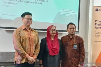 Dengan aksi, cara terjemahkan kurikulum Bahasa Inggris pada pelajar di Indonesia