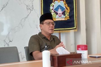 Pemkab Sleman berupaya memenuhi kebutuhan bahan pokok dan hewan kurban