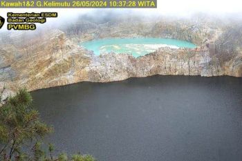 Badan Geologi ingatkan masyarakat potensi bahaya Gunung Kelimutu