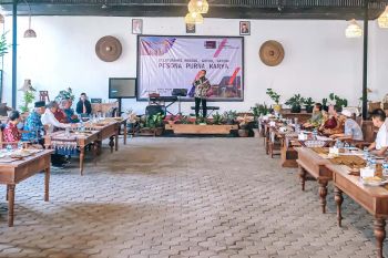 Wali Kota Magelang silaturahim dengan mantan para pejabat pemkot