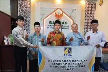 PT Pamapersada Nusantara Salurkan Bantuan kepada Korban Banjir Bandang di Sumatera Barat