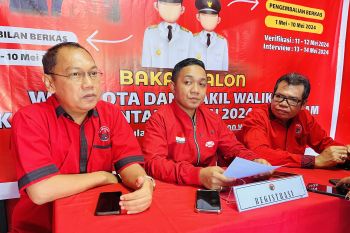 DPC PDI Pejuangan terima 8 nama pendaftar bacalon wali kota di Pilkada, termasuk Marlin dan Amsakar