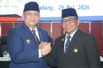 Pj Wako Padang Andree Harmadi Algamar Lantik Yosefriawan Sebagai Pj. Sekda Kota Padang