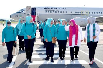 Ibu Negara bersama anggota OASE KIM kunjungan kerja ke NTB