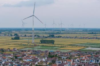 Upaya China dalam mengembangkan energi bersih percepat transisi hijau global