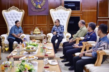 Kemenkop UKM dan Pemprov Sulsel naikan produksi garam di Pangkep