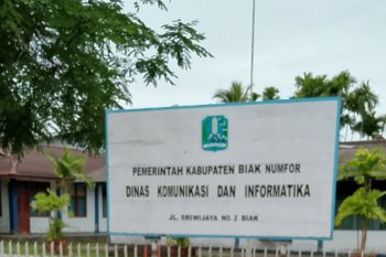 Diskominfo Biak siagakan mobil VSAT melayani internet warga kampung