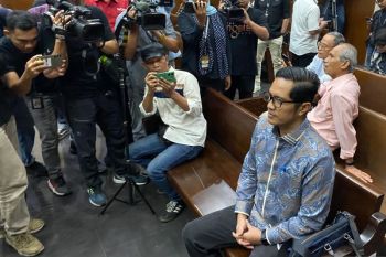 Febri Diansyah mengaku terima Rp800 juta dan Rp3,1 M saat mendampingi SYL dkk
