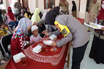 TPPS Kulon Progo memantau penimbangan posyandu tangani stunting