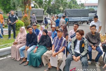 Pencarian 10 korban banjir lahar dingin Sumbar dihentikan
