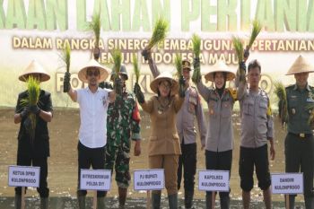 Polres Kulon Progo membuka lahan pertanian baru 9,5 hektare di Banaran