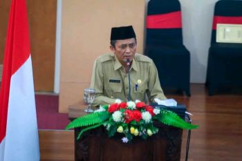 Bupati Pathul ingatkan kades dalam penggunaan APBDes 2024 di Lombok Tengah