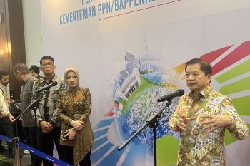 Suharso mengharap Pertamina kembangkan kompleks industri petrokimia