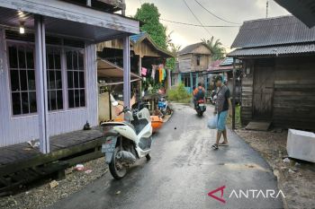 Aktivitas warga Satui Tanah Bumbu mulai normal