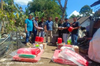 Pemkab Agam salurkan bantuan bagi 50 korban bencana selama enam bulan