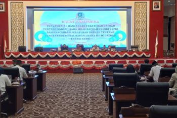 DPRD Kepri setujui pembahasan ranperda tentang pembentukan BUMD energi