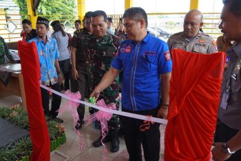 Kantor Imigrasi Palangka Raya resmikan desa binaan