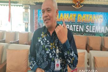 Dishub Sleman memeriksa bus pariwisata untuk "outing class"