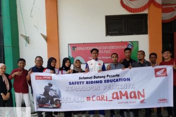 "Honda Cari Aman bersama Dinas Pendidikan dan Kebudayaan Kota Palu"