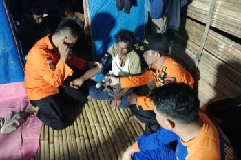 Basarnas evakuasi pria 55 tahun yang hilang di Pulau Padamarang