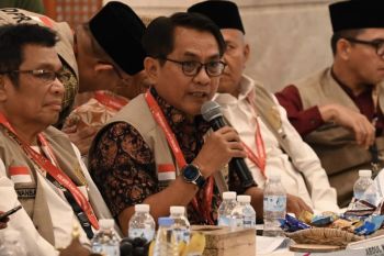 Timwas Haji DPR mempertanyakan kuota tambahan haji reguler dialih ke ONH Plus