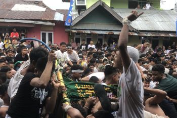 Pemprov Maluku  jadikan tradisi Abdau Tulehu agenda wisata nasional