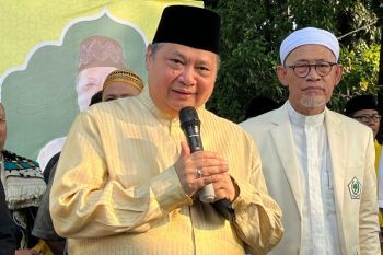 Menko Airlangga sebut defisit anggaran untuk makan siang gratis masih dibahas