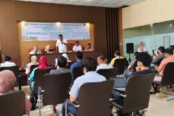 DLH Kota Tangerang ingatkan 30 pelaku usaha perbaiki pengelolaan limbah B3