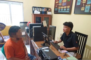 Polisi tangkap suami yang rusak mobil istrinya