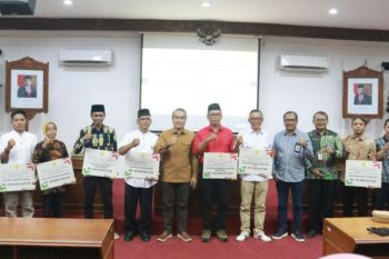 Bantul menyalurkan bantuan keuangan bagi sembilan parpol punya wakil DPRD