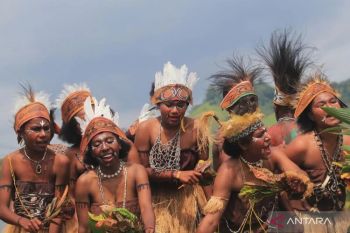 Festival Danau Sentani XIV