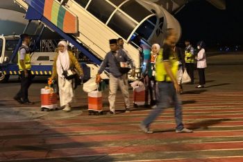 Kloter 1 haji Debarkasi Jatim tiba di Bandara Juanda