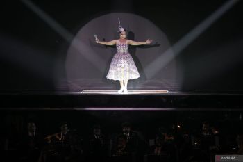 Lakukan konser tunggal, Ruth Sahanaya dapat kejutan dari keluarga