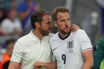 Timnas Inggris banyak dikritik, Harry Kane bela pelatih Southgate
